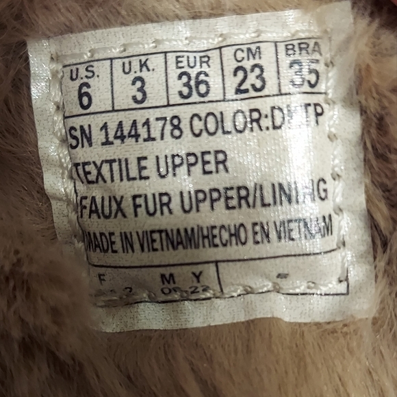 Pre-owned 2022 skechers glacial ultra boots - Picture 9 of 9